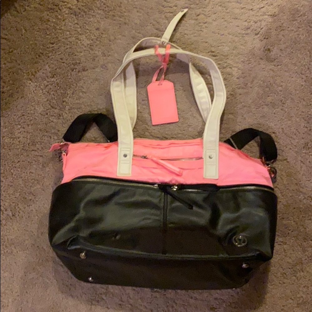Lululemon bag
